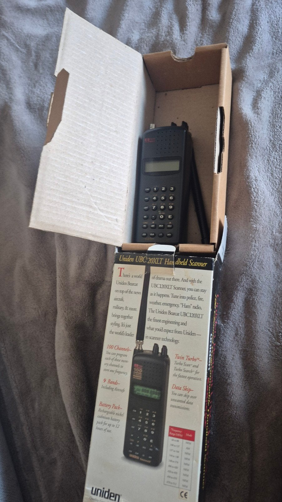 Uniden UBC120XLT Handheld Scanner - oudje met  doos, Ophalen, Nieuw, Minder dan 30 kanalen