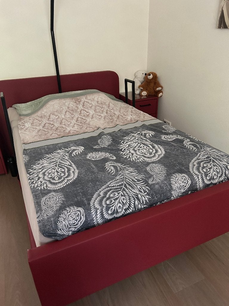 Bedder Hoog/Laag bed, Ophalen, Verstelbaar, Zo goed als nieuw, Twijfelaar