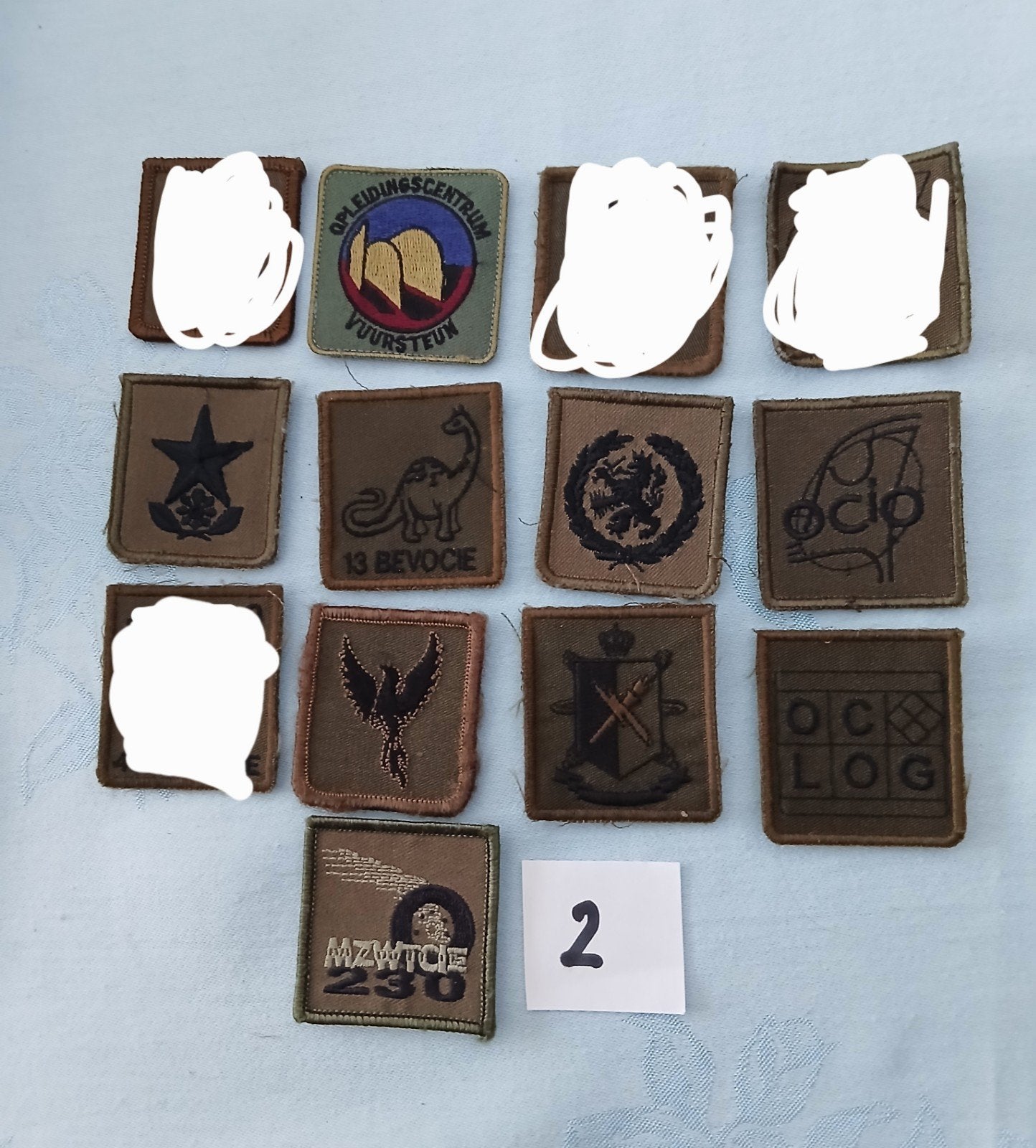 Borstemblemen,  € 2 per stuk, Verzamelen, Militaria | Algemeen, Ophalen of Verzenden, Landmacht, Nederland, Embleem of Badge