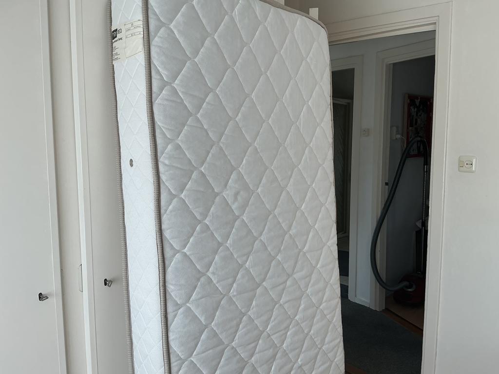 Pocket vering matrassen, Ophalen, Eenpersoons, 190 cm of minder, Zo goed als nieuw