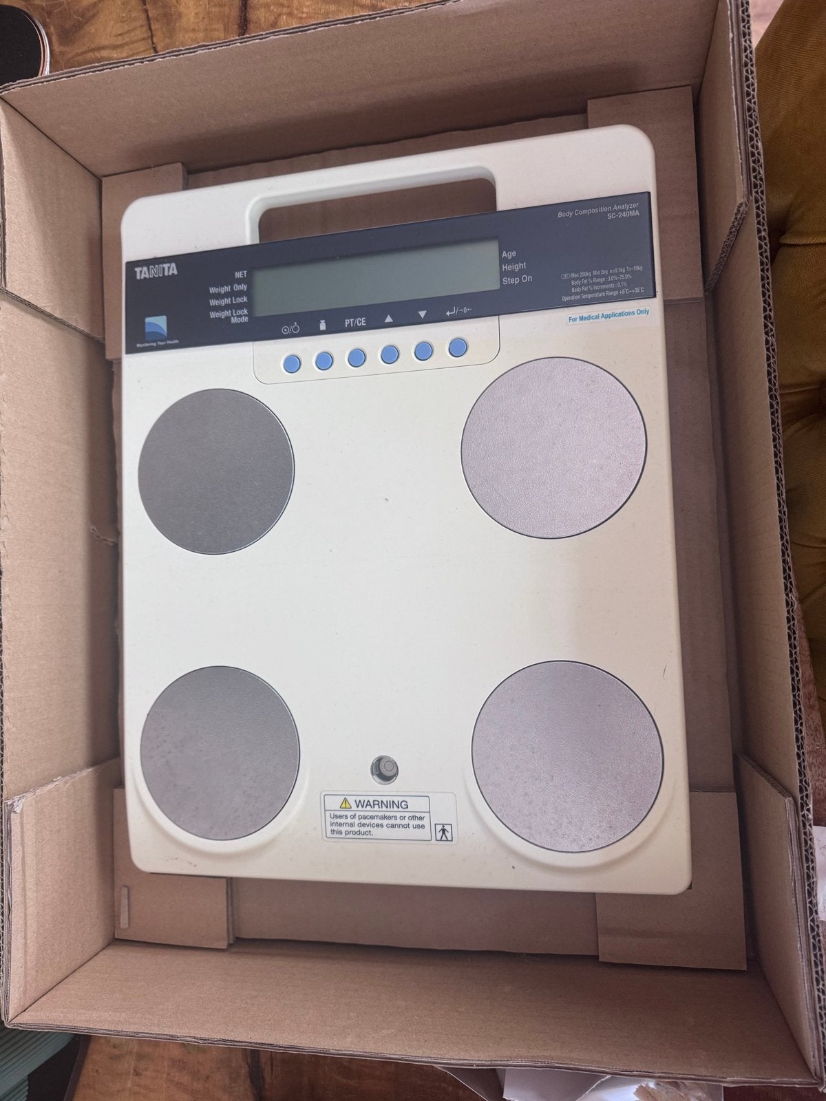 Tanita SC-240MA Lichaamsanalyse Weegschaal, Ophalen, 100 kg of meer, Personenweegschaal, Fijner dan 1 gram