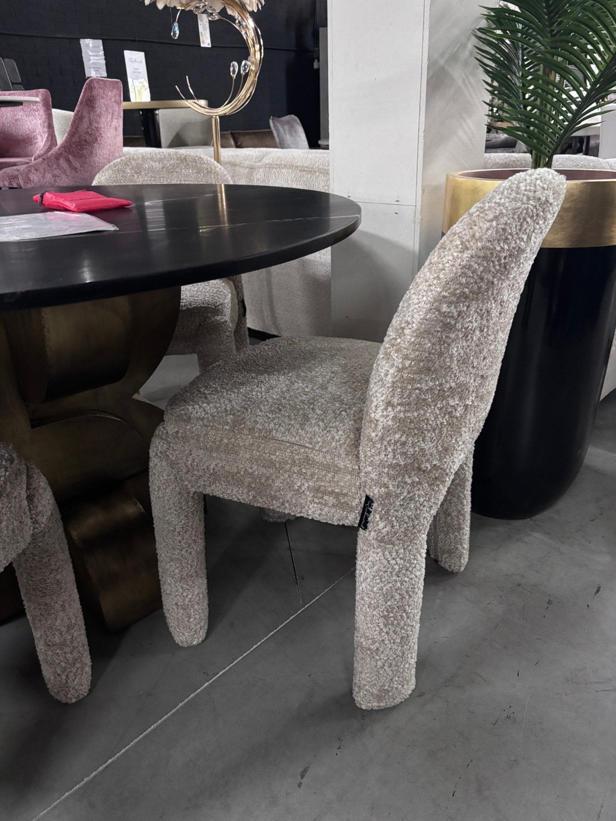 Eetkamerstoel brandi van richmond Interiors (per 2 stuks), Ophalen of Verzenden, Zo goed als nieuw, Overige kleuren, Stof