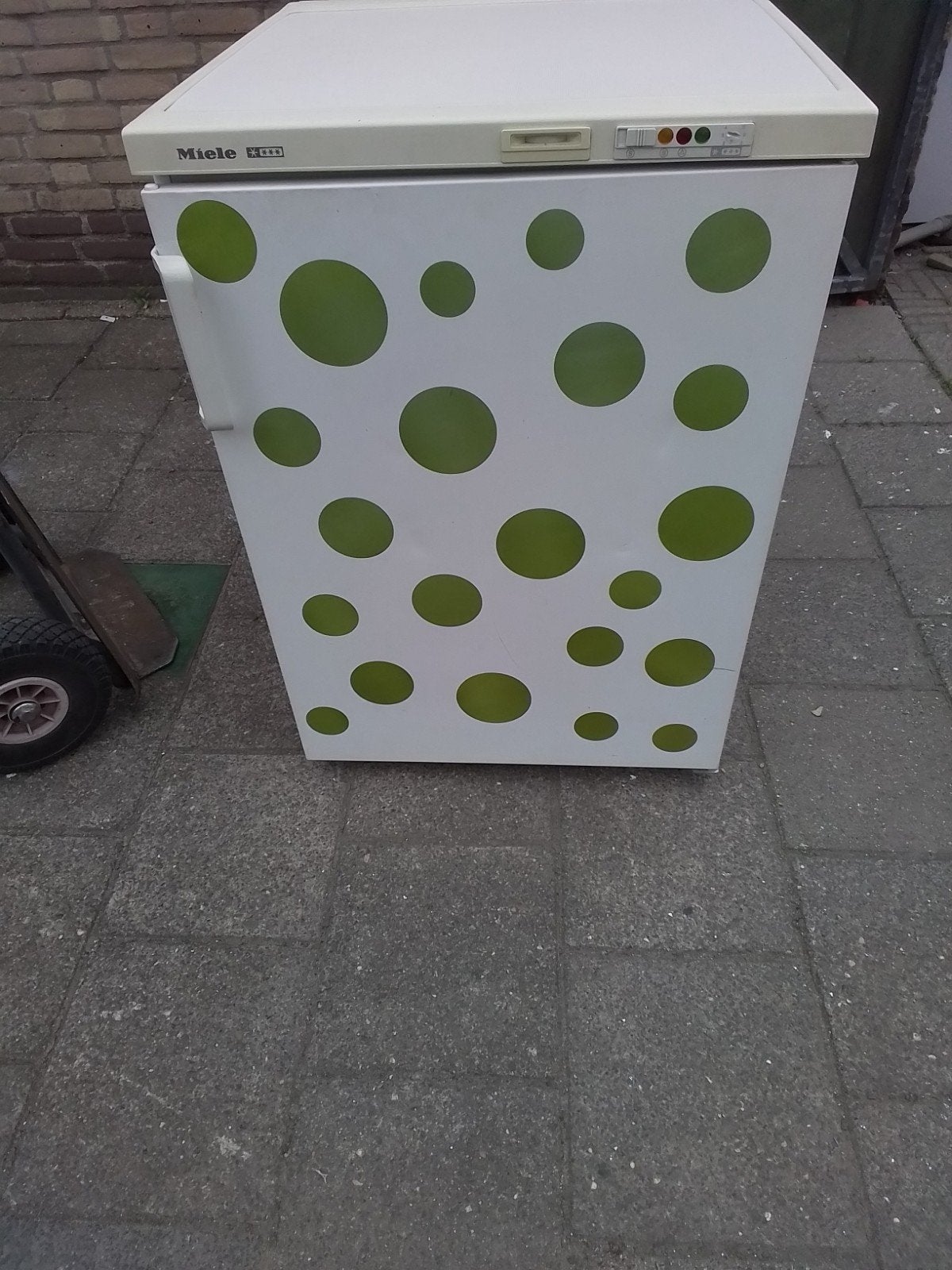Liebher tafelmodel vrieskast mooi voor in de schuur, Gebruikt, Minder dan 85 cm, Minder dan 60 cm, Ophalen