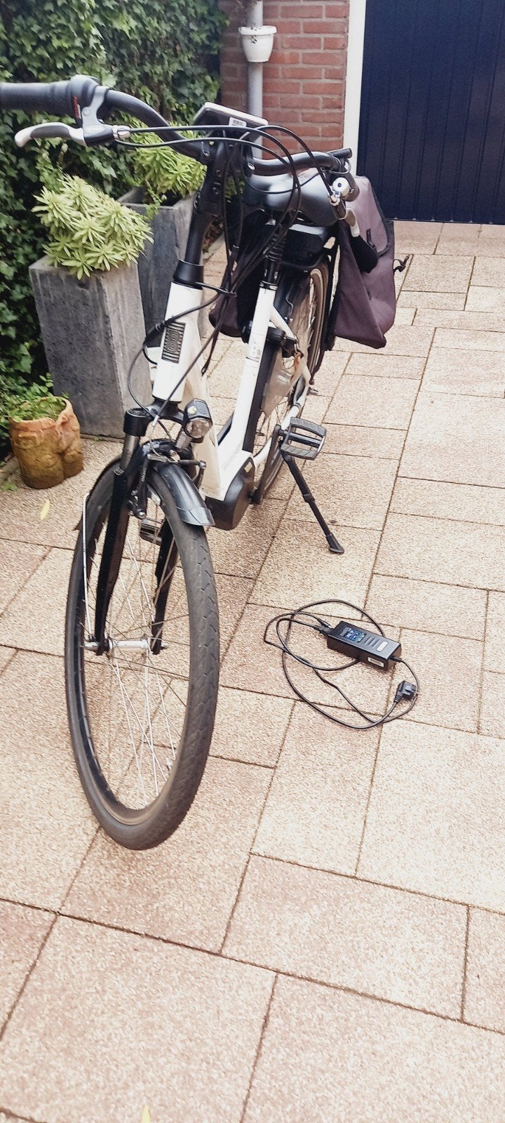 Dames E-bike, Ophalen, Gebruikt, Trommelrem, Bikkel
