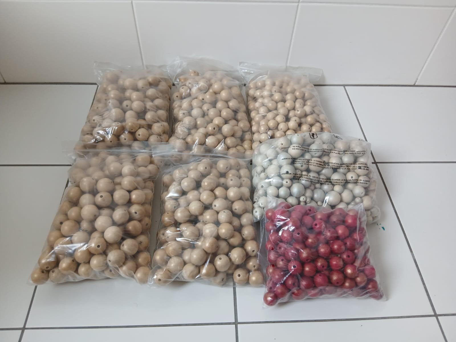Grote partij houten kralen, diverse kleuren en maten, Hobby en Vrije tijd, Kralen en Sieraden maken, Ophalen of Verzenden