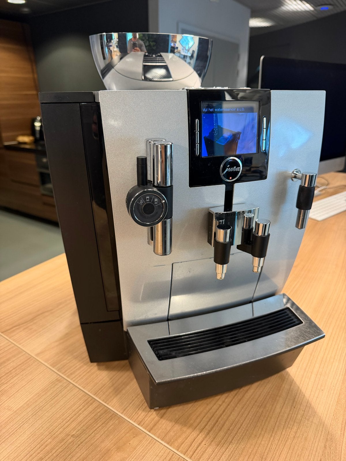 Jura XJ9 Impressa Koffiemachine - Professioneel, Witgoed en Apparatuur, Koffiezetapparaten, Ophalen, Afneembaar waterreservoir