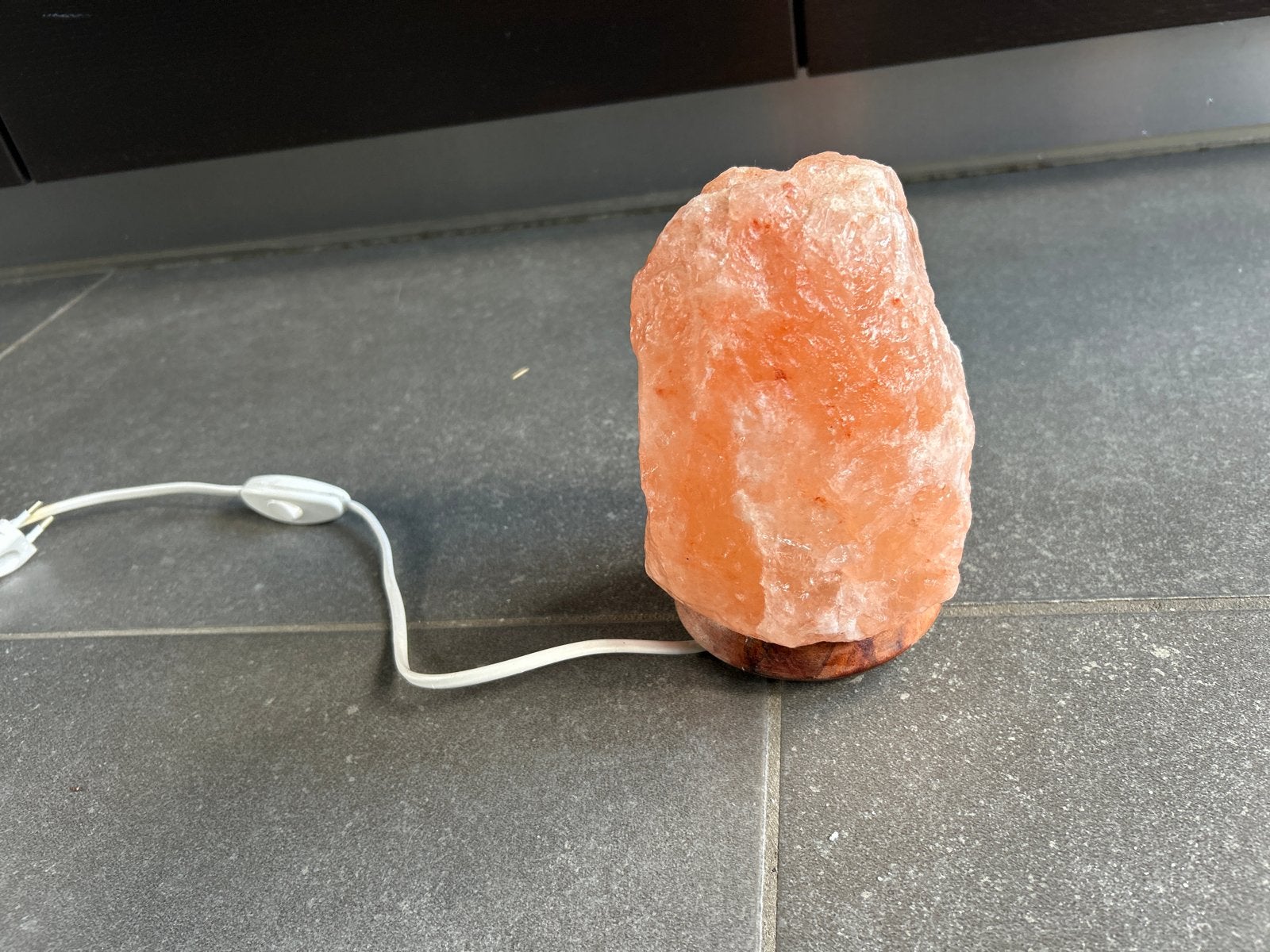 Himalaya Zoutlamp - Sfeervolle Roze Zoutsteen Lamp, Met schakelaar, Gebruikt, Roze, Ophalen of Verzenden
