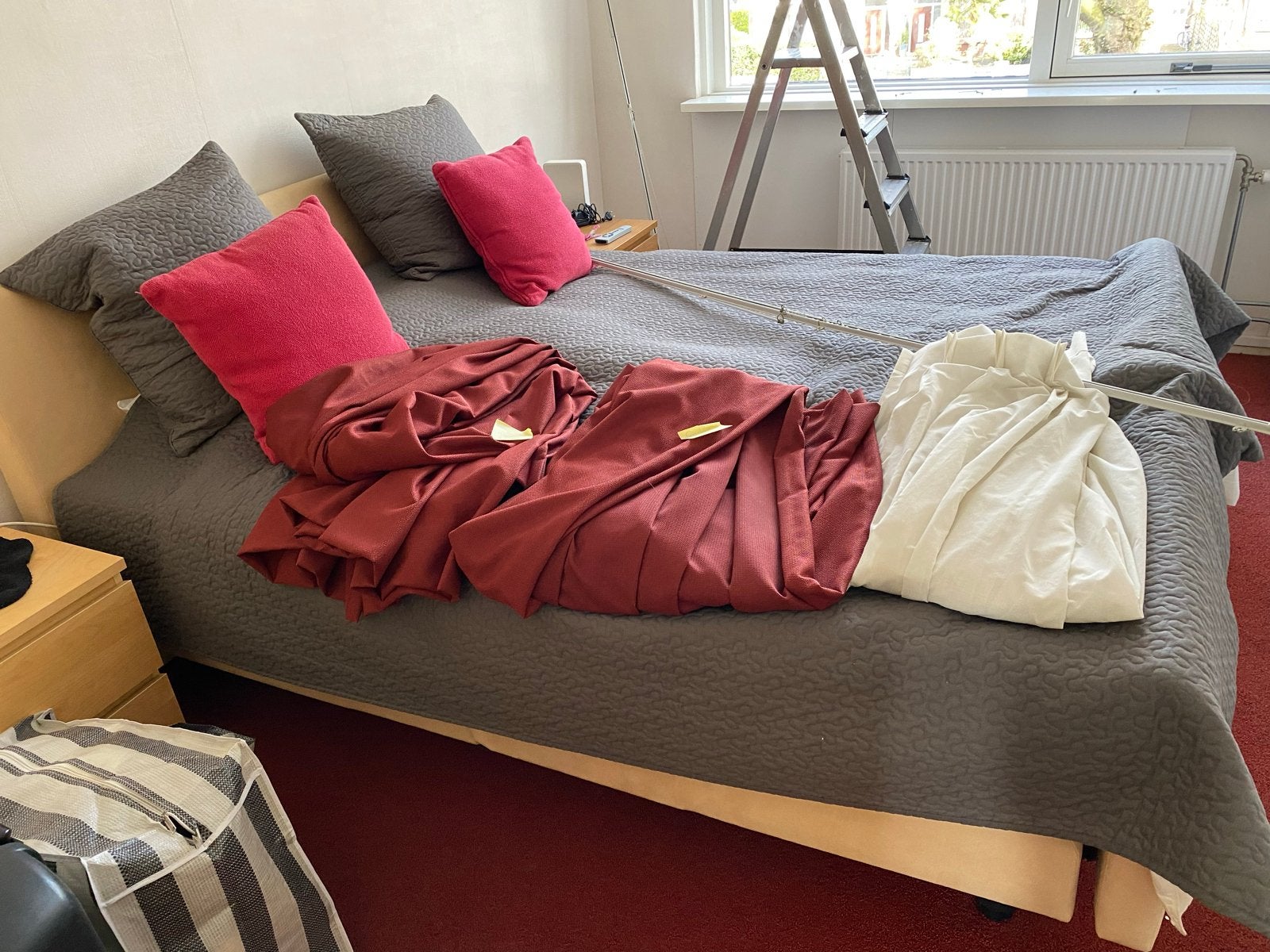 Pullman Elektrisch Verstelbaar Tweepersoonsbed met Matrassen, Ophalen, Verstelbaar, Beige, Tweepersoons