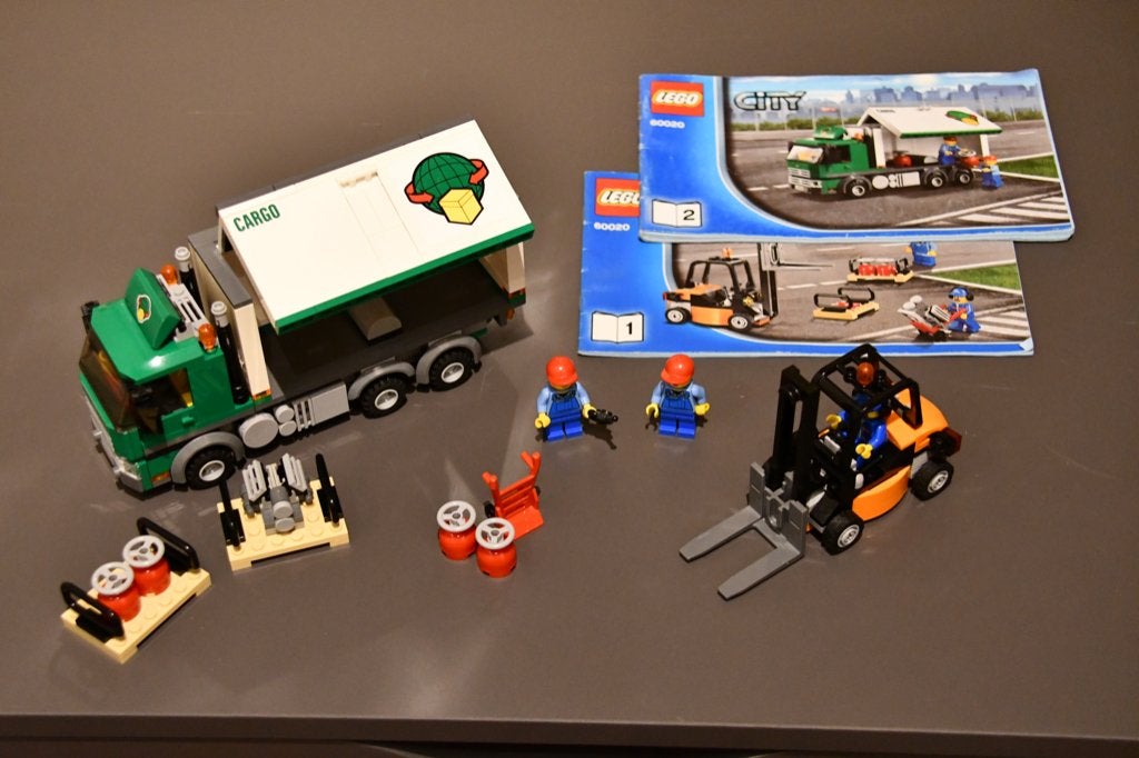 Lego City 60020 Cargo Truck Vrachtwagen Met Heftruck, City, Lego, Ophalen of Verzenden, Compleet