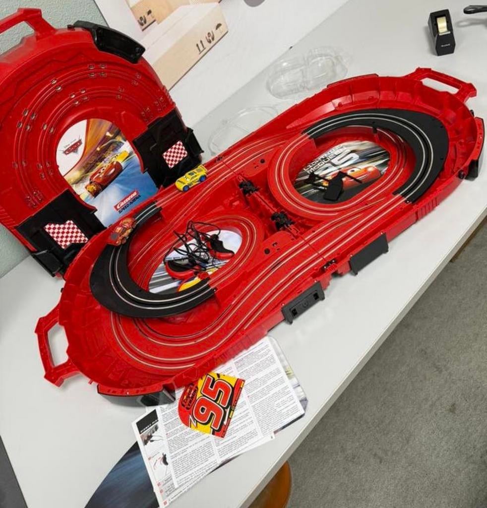 Carrera FIRST Cars pixar Speed Arena Racebaan Koffer NIEUW, Racebaan, Carrera, Nieuw, Ophalen of Verzenden