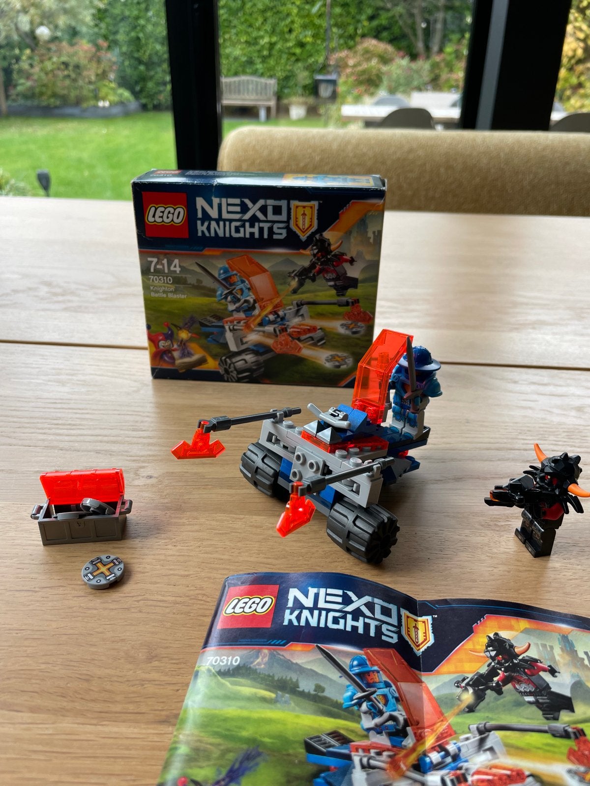Lego Nexo Knights 70310 Knighton Battle Blaster compleet, Ophalen, Gebruikt, Overige thema's, Lego