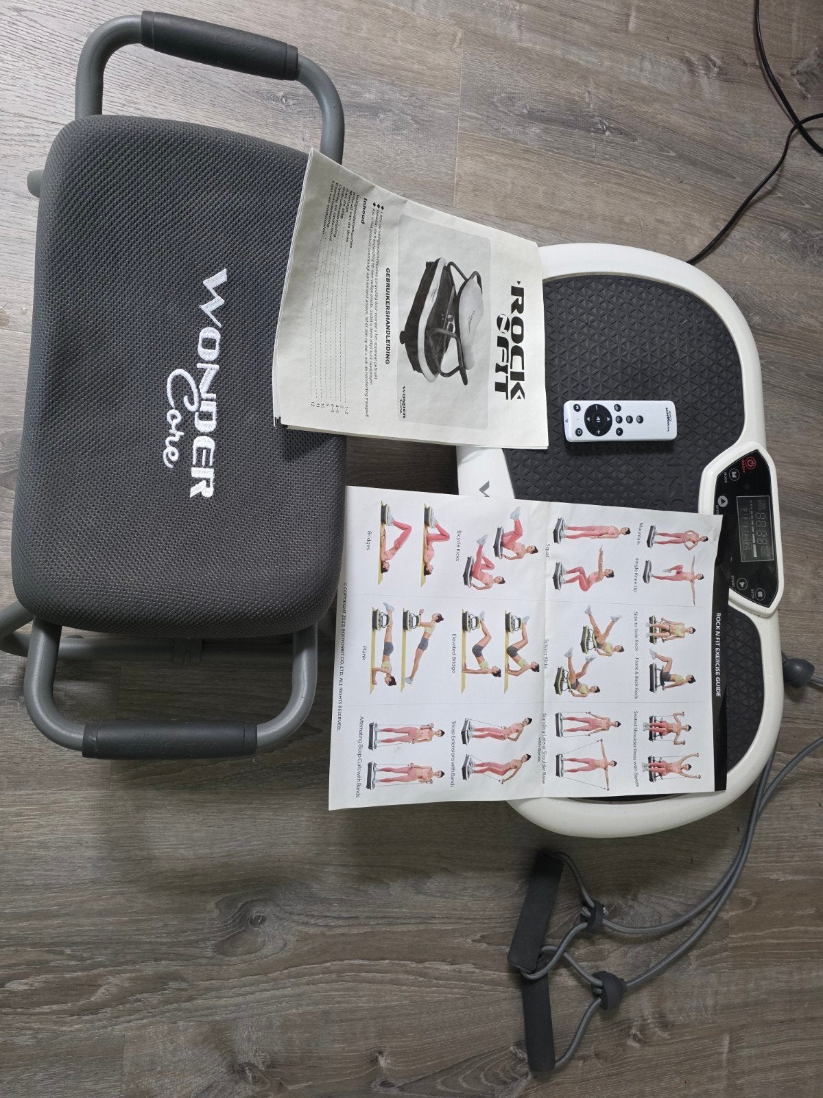 Wonder Core Rock N Fit Trilplaat & Buikspiertrainer, Sport en Fitness, Fitnessmaterialen, Ophalen