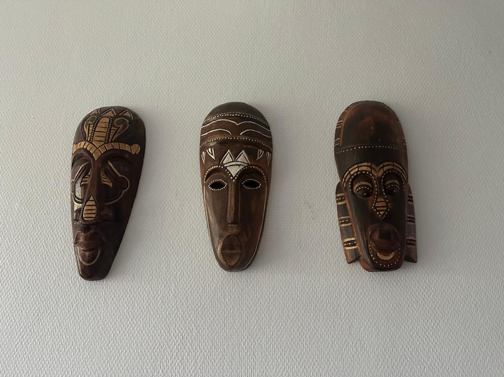 Drie Afrikaanse maskers, Ophalen of Verzenden
