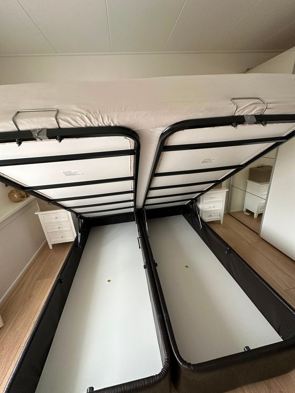 tweepersoons opbergbed/boxspring 160x200 cm incl. matras, Ophalen, Overige materialen, Gebruikt, Tweepersoons