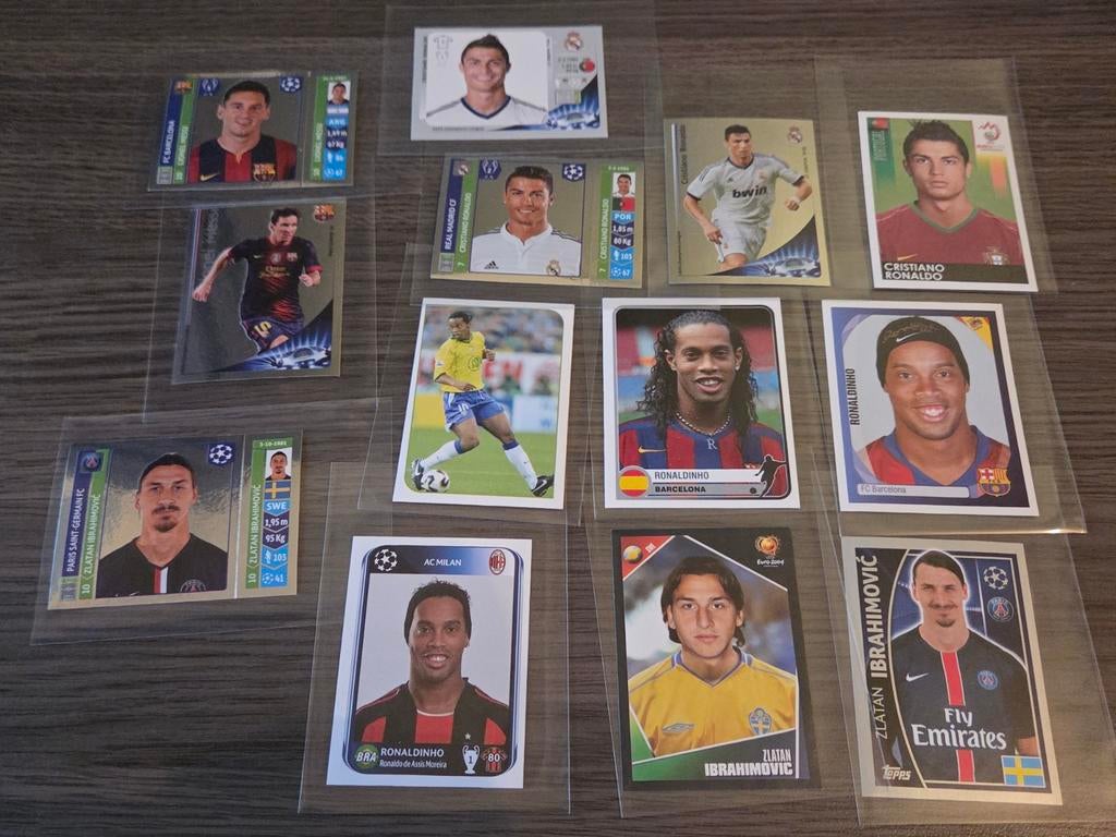 Div. Voetbalplaatjes Messi, Ronaldo, Ronaldinho, Zlatan, Verzamelen, Sportartikelen en Voetbal, Ophalen of Verzenden, Zo goed als nieuw
