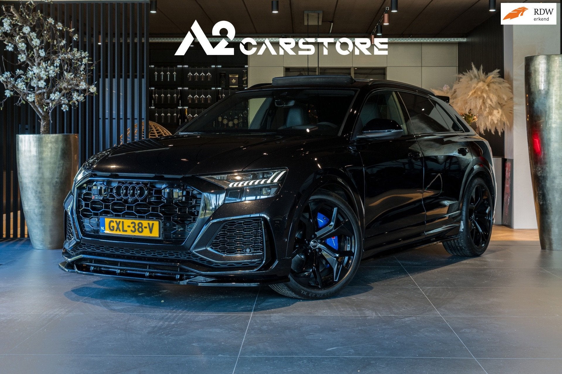 Audi RSQ8