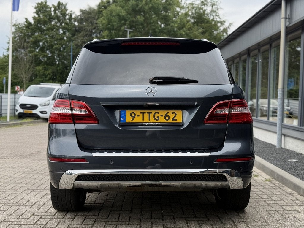 Mercedes-Benz M-Klasse 350 1ste eig Dealer OH (bj 2014), Auto's, Mercedes-Benz, Automaat, Euro 5, Gebruikt, Vierwielaandrijving