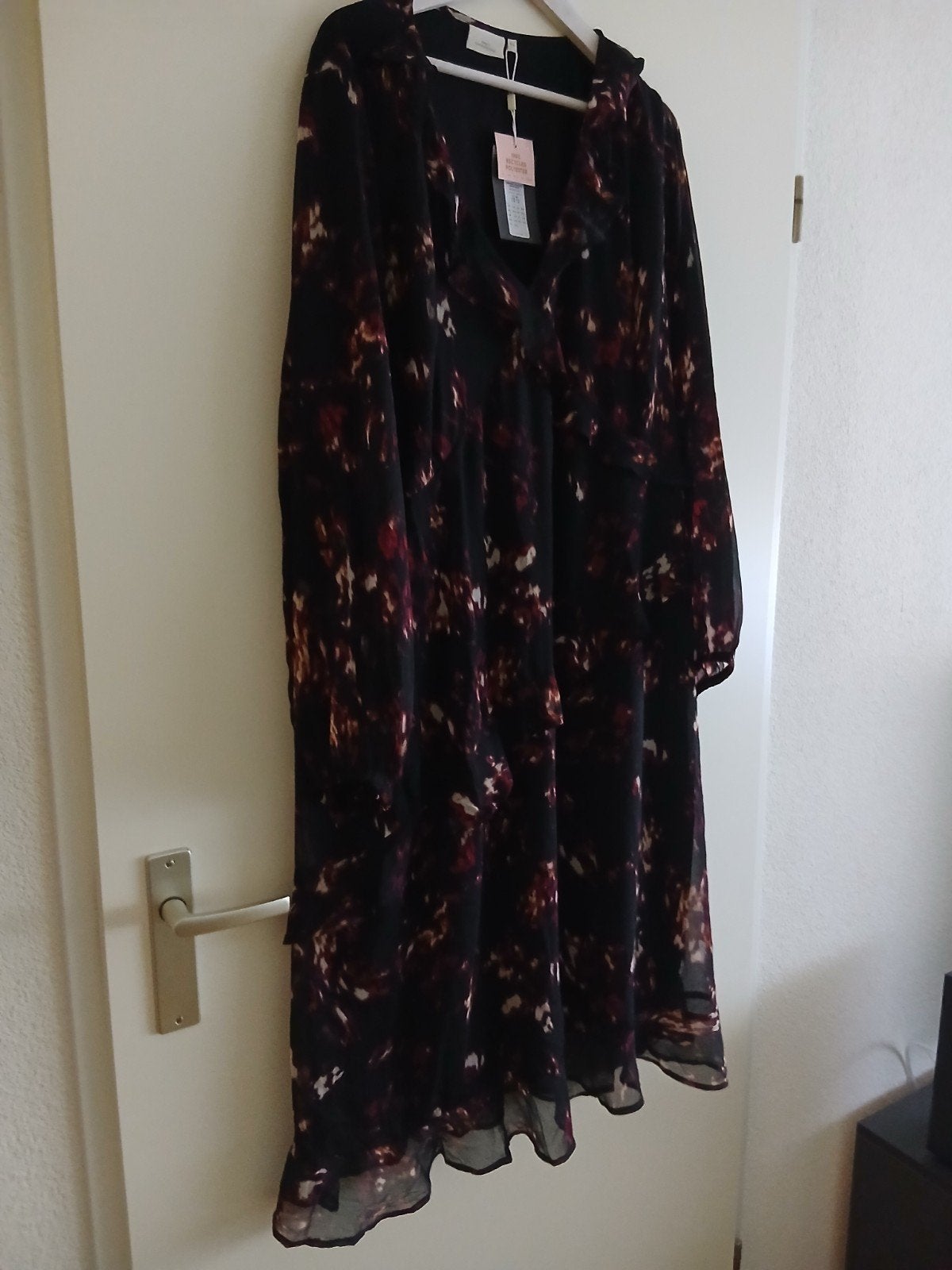 Prachtige jurk mét prijskaartje van ONLY CARMAKOMA. Maat 54., Verzenden, Nieuw, Only Carmakoma, Jurk