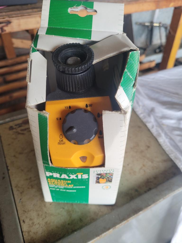 praxis aquasun sproeiautomaat, Tuin en Terras, Bewateringscomputers, Ophalen of Verzenden, Zo goed als nieuw
