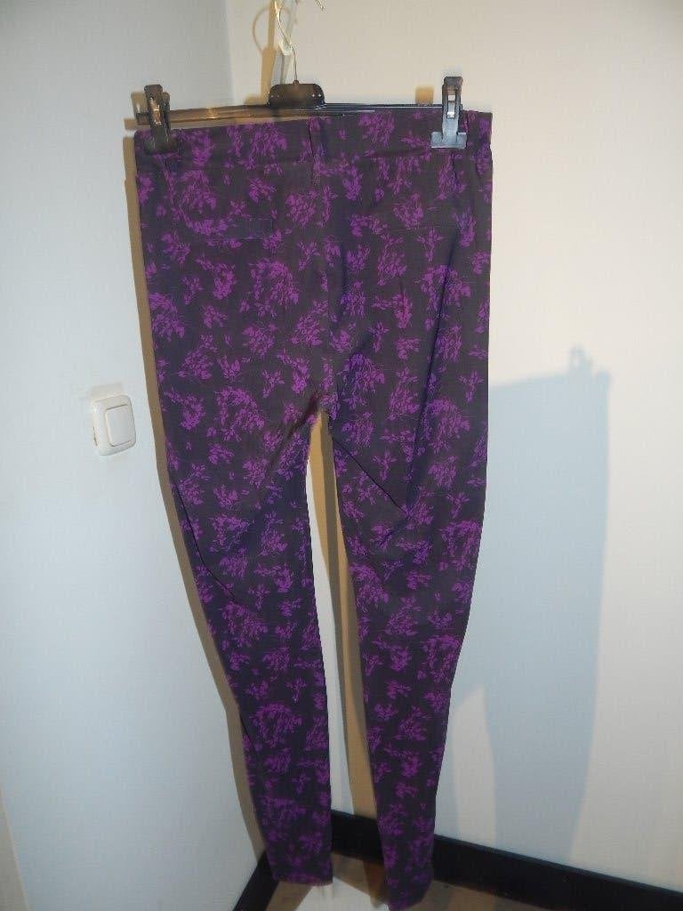 Studio Anneloes travel stof broek paarse bloemetjes S, Kleding | Dames, Broeken en Pantalons, Verzenden, Zo goed als nieuw, Maat 36 (S)