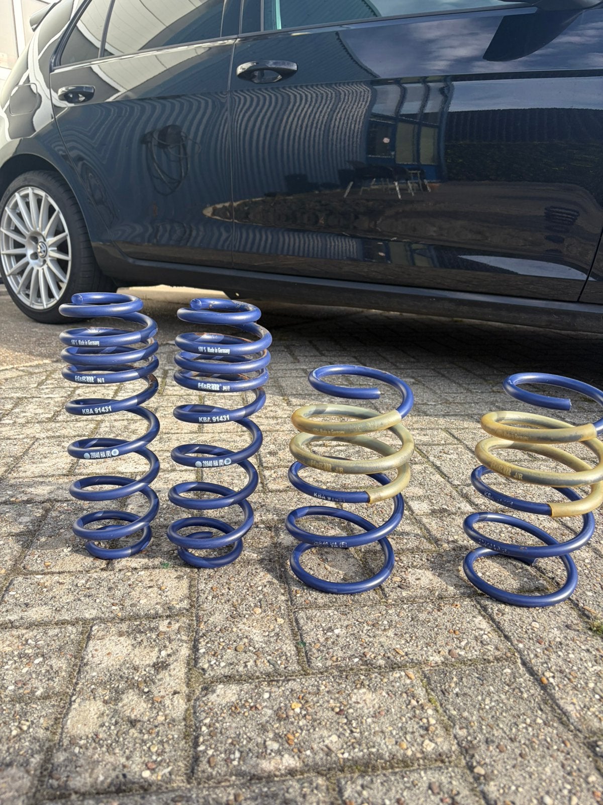 H&R verlagingsveren VW Golf 7 (incl. GTI/GTD) & Seat Leon, Auto-onderdelen, Ophalen of Verzenden, Gebruikt, Seat