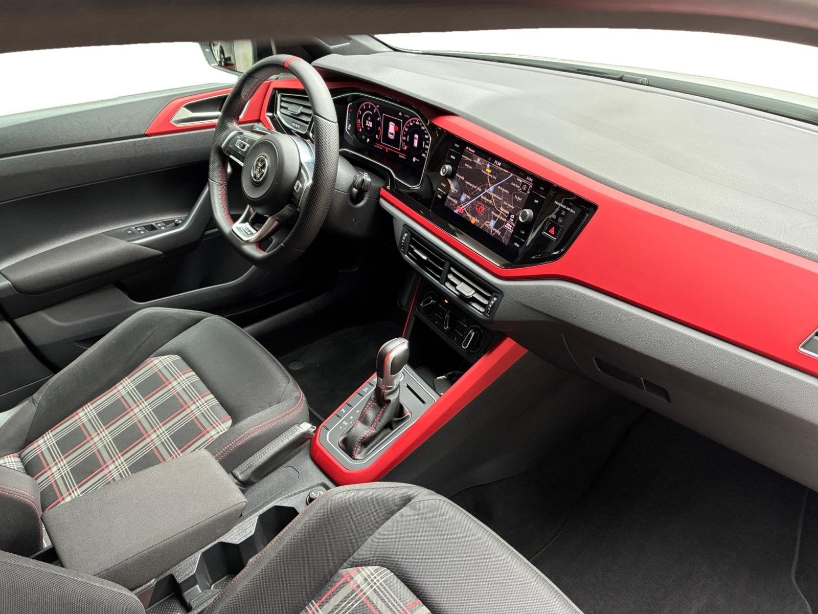 Volkswagen Polo 2.0 TSI GTI *Automaat*Navigatie*Parkeersenso, Auto's, Volkswagen, Stof, Gebruikt, 4 cilinders, 1984 cc