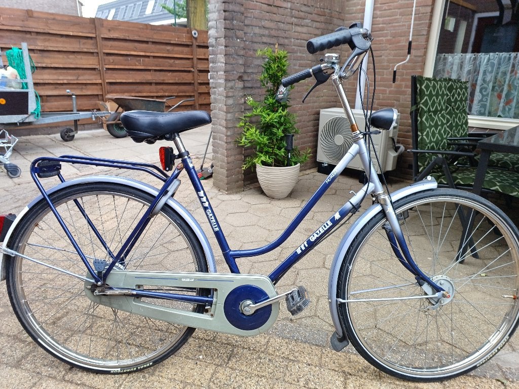 damen fiets    4 versneligen  gazelle, Ophalen, Versnellingen, 56 cm of meer, Zo goed als nieuw