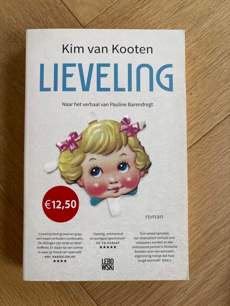 Lieveling - Kim van Kooten (Roman), Boeken, Ophalen of Verzenden, Gelezen, Nederland