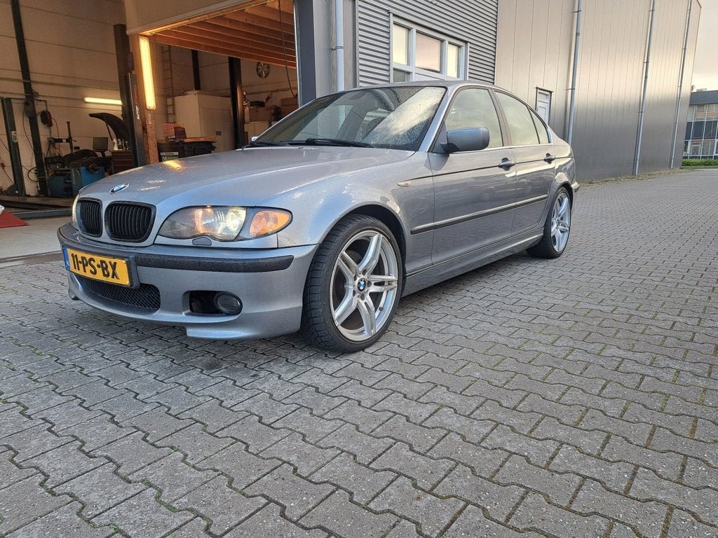 BMW 3-serie 325i Special Edition, Auto's, Automaat, Achterwielaandrijving, Gebruikt, Xenon verlichting