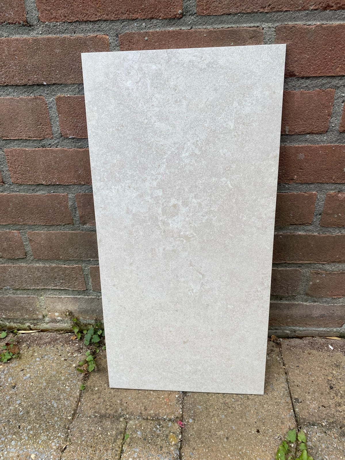 Eifel natuursteenlook tegels beige mat 29,5x59,5 cm (9,84m2), Doe-het-zelf en Verbouw, Tegels, Ophalen, 40 tot 60 cm, Nieuw, 5 tot 10 m²