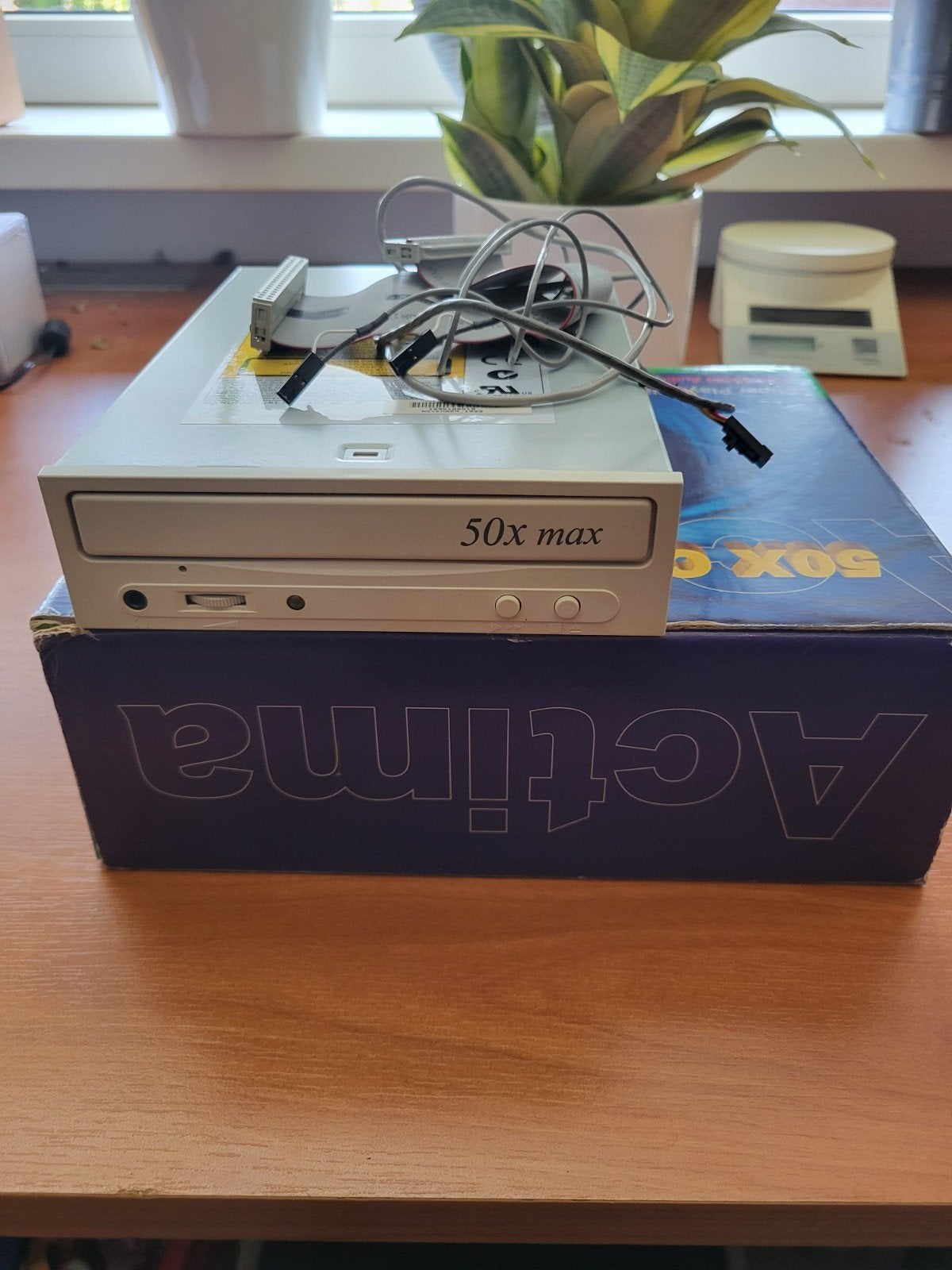Actima 50X CD-ROM Drive - Gebruikt in doos, Computers en Software, Intern, Gebruikt, Ophalen of Verzenden, Windows