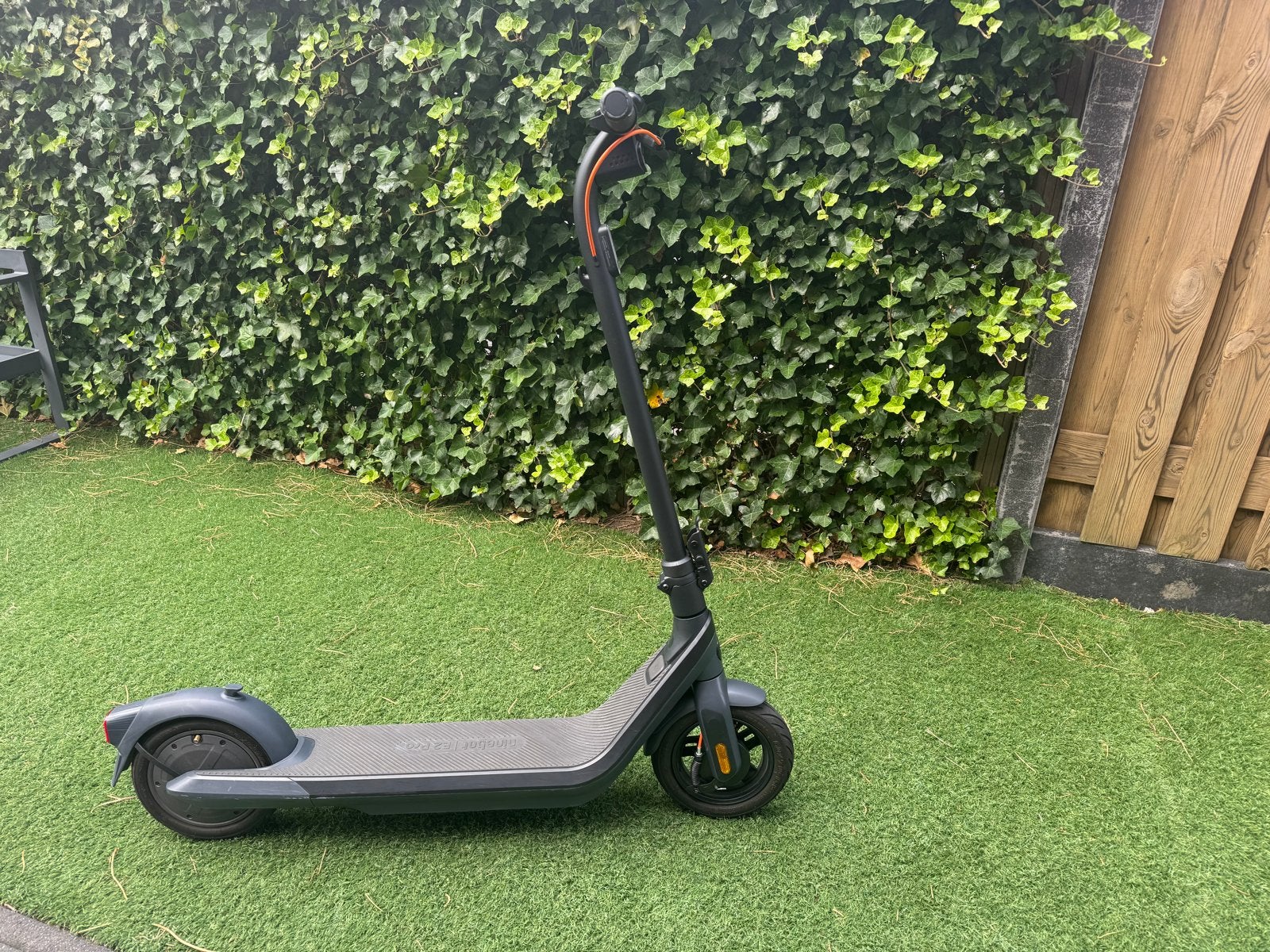 Ninebot E2 Pro Elektrische Step, Ophalen, Zo goed als nieuw, Elektrische step (E-scooter)