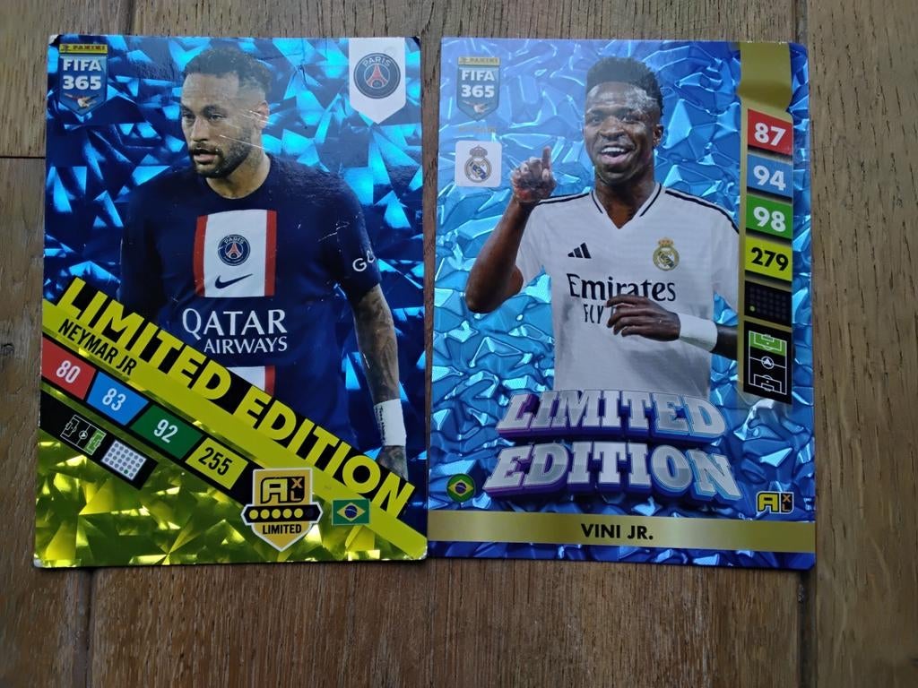 Mooie groote voetbalkaarten, Ophalen of Verzenden, Zo goed als nieuw, Meerdere kaarten, Foil
