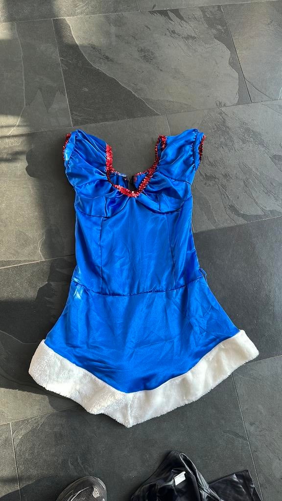 Dorenroosje verkleed set xs, Kleding | Dames, Carnaval, Nieuw, Ophalen of Verzenden, Kleding