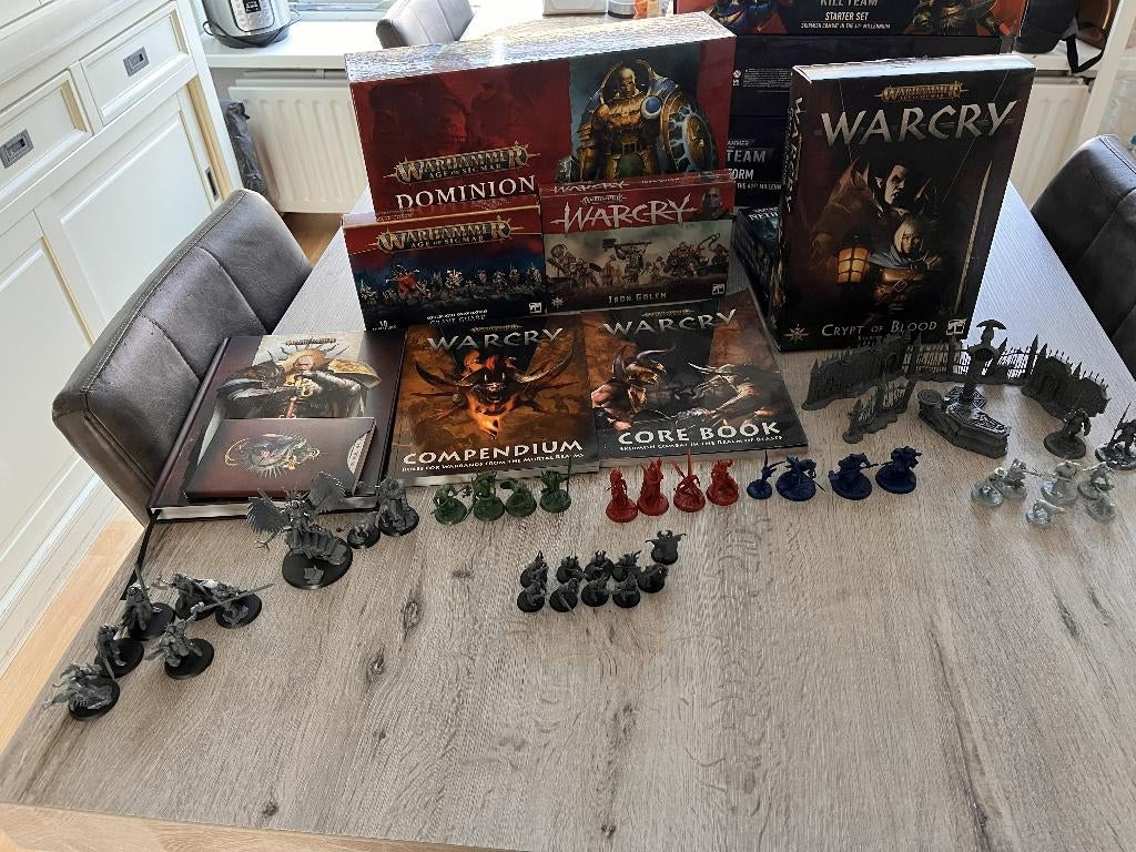 Warcry ultimate starter set (inc Age of Sigmar Dominion), Hobby en Vrije tijd, Ophalen, Zo goed als nieuw, Warhammer