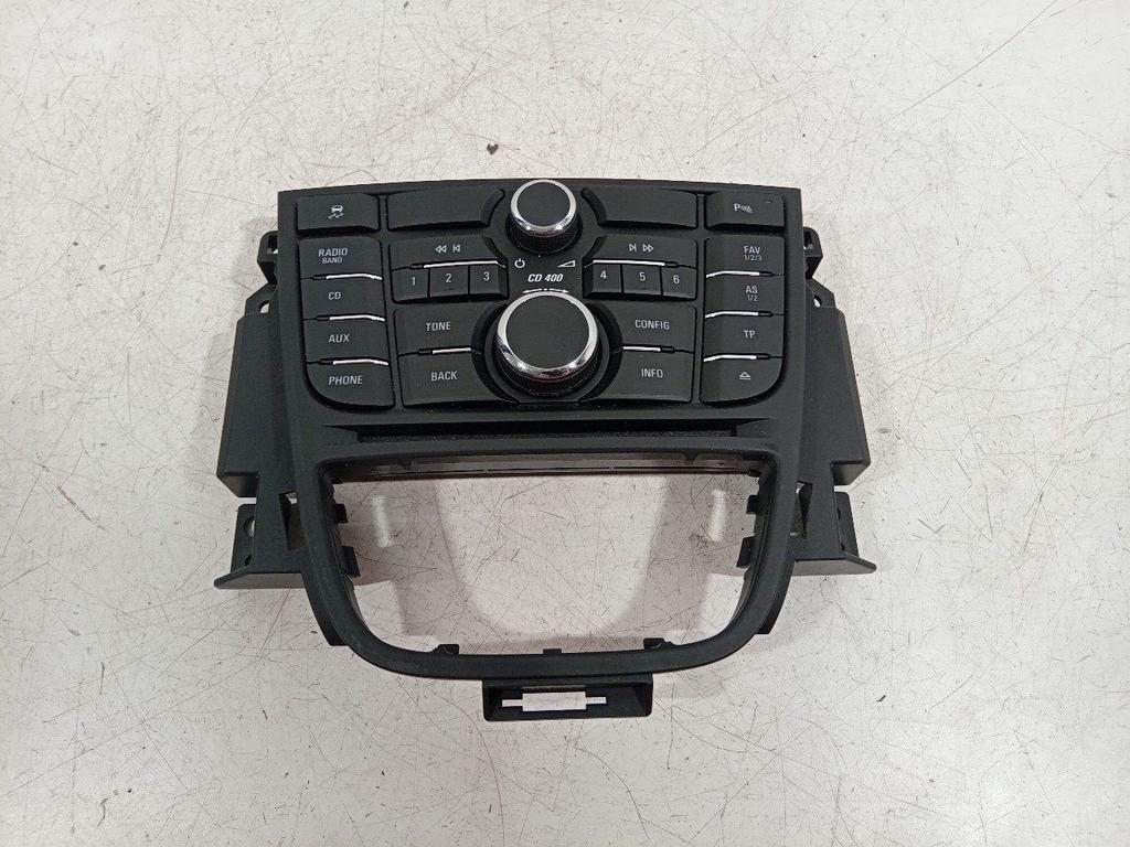 Radio bediening Opel Astra, Ophalen of Verzenden, Van der Ven Autorecycling B.V., Onderdelen@venauto.nl, Ettenseweg 76, 4706 PB Roosendaal, The Netherlands