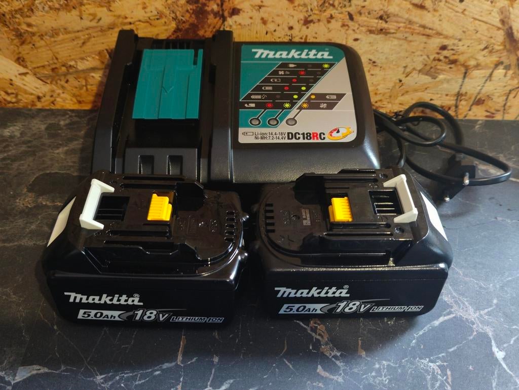 #nieuw - Makita snellader en 2x5ah 18v, Ophalen of Verzenden, Nieuw