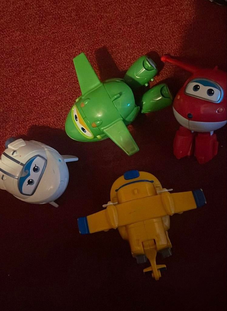 Super Wings Speelgoed - 4 Stuks, Kinderen en Baby's, Speelgoed | Speelgoedvoertuigen, Ophalen of Verzenden, Gebruikt