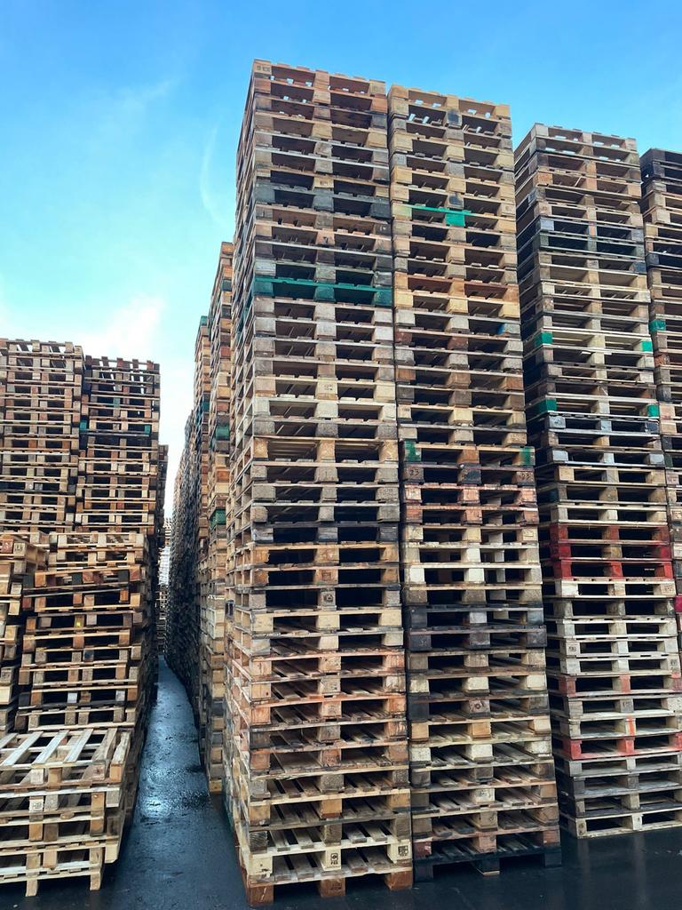 Houten Pallets 100x120 - Grote Voorraad, Doe-het-zelf en Verbouw, Hout en Planken, Ophalen, Zo goed als nieuw