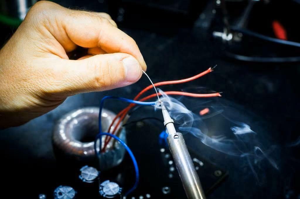 Reparatie Elektrische Apparaten, Elektronica en Printplaten