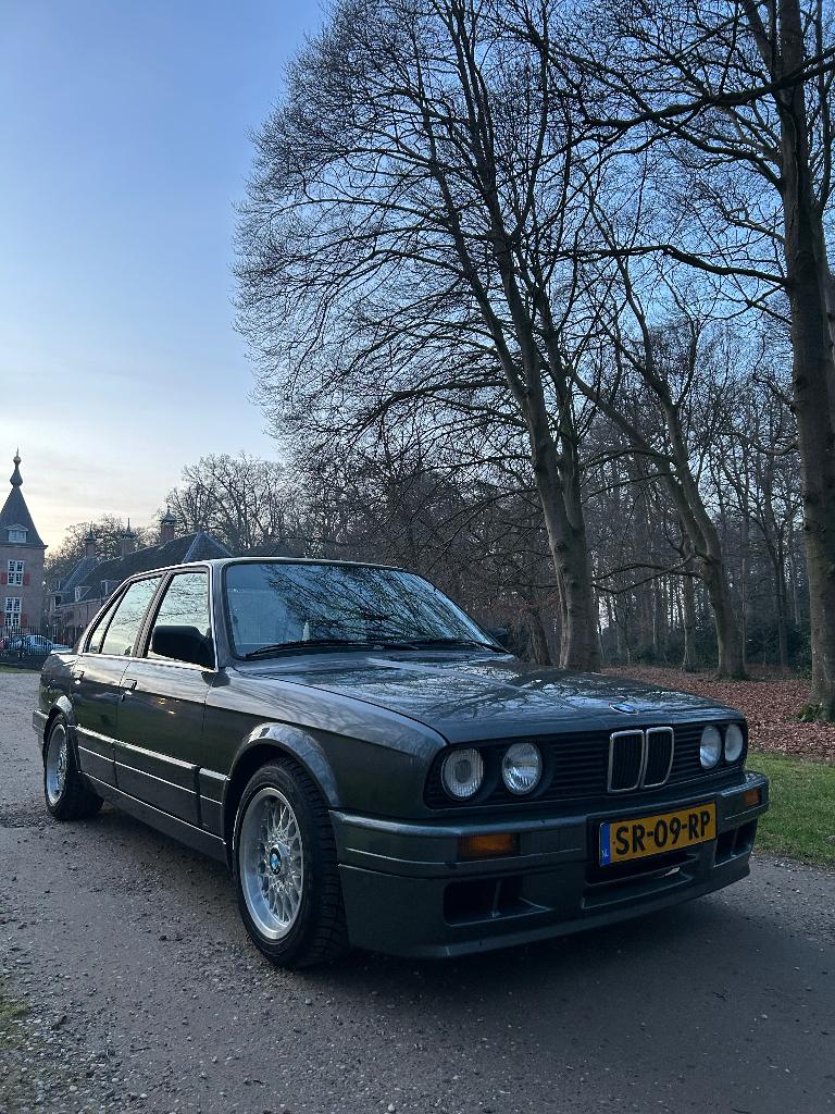 BMW 3-Serie 1.8 I 316 K6 1987 Grijs, Auto's, Bluetooth, 4 cilinders, 100 pk, Origineel Nederlands