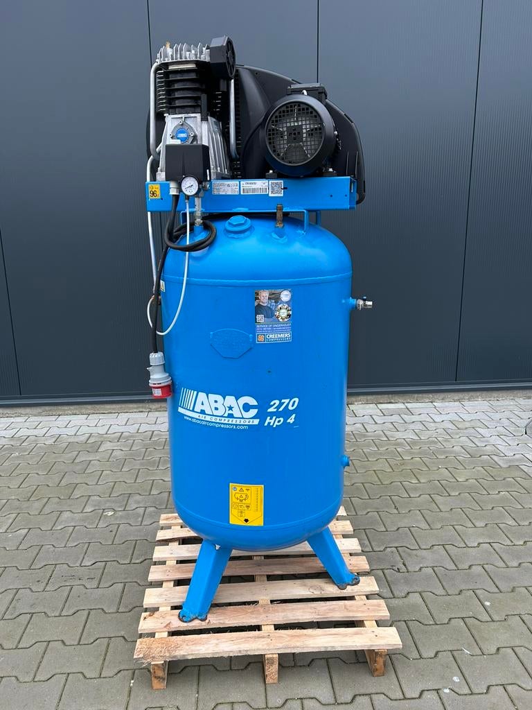 Abac zuiger compressor, 100 liter of meer, Ophalen, Zo goed als nieuw