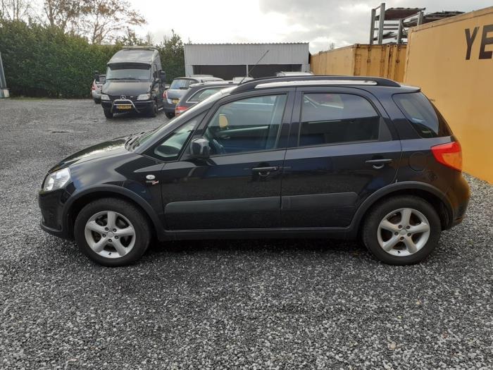 Buitenspiegel links van een Suzuki SX-4, Auto-onderdelen, Spiegels, Gebruikt, -, -, Ophalen of Verzenden