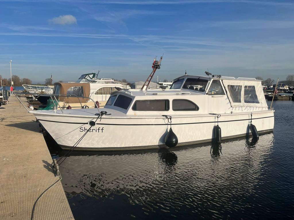 Motorboot geheel van staal! 10 meter! ZGST!, Ophalen, Zo goed als nieuw