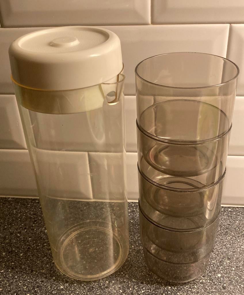 4 persoons vintage drinkset/campingservies Suneware, Ophalen of Verzenden, Gebruikt