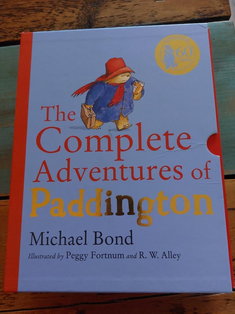 Complete Avonturen van Paddington - Michael Bond, Ophalen of Verzenden, Zo goed als nieuw, Michael Bond, Fictie algemeen