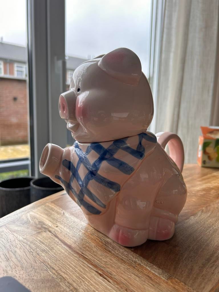 Schattige Varkens Theepot - Decoratief Keramiek, Ophalen of Verzenden, Zo goed als nieuw