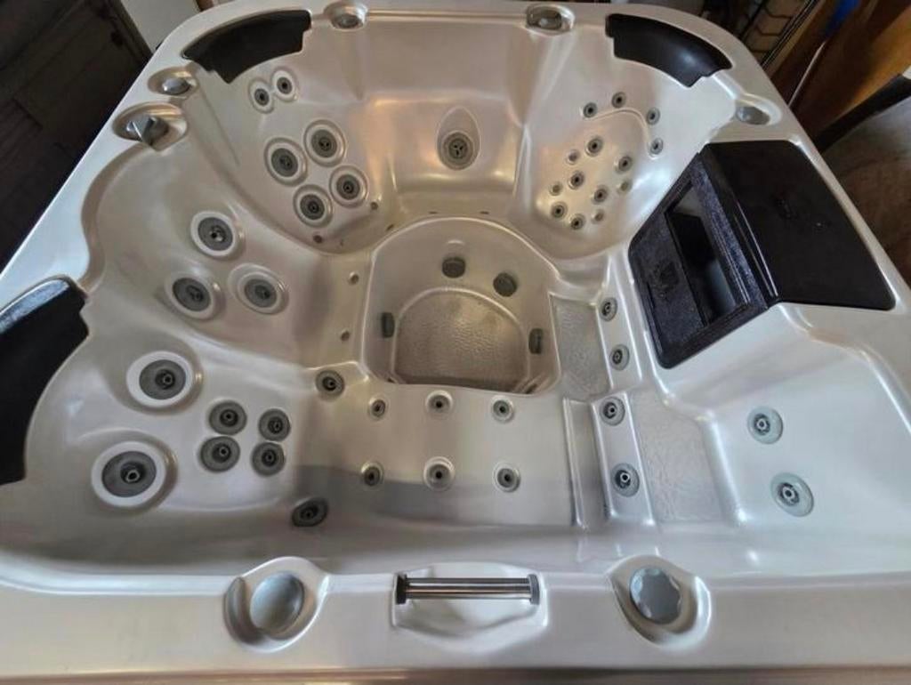 L SPA 5 PERSOONS  GROOTSTE SHOWROOM VAN NEDERLAND, Ophalen of Verzenden, Nieuw, Filter