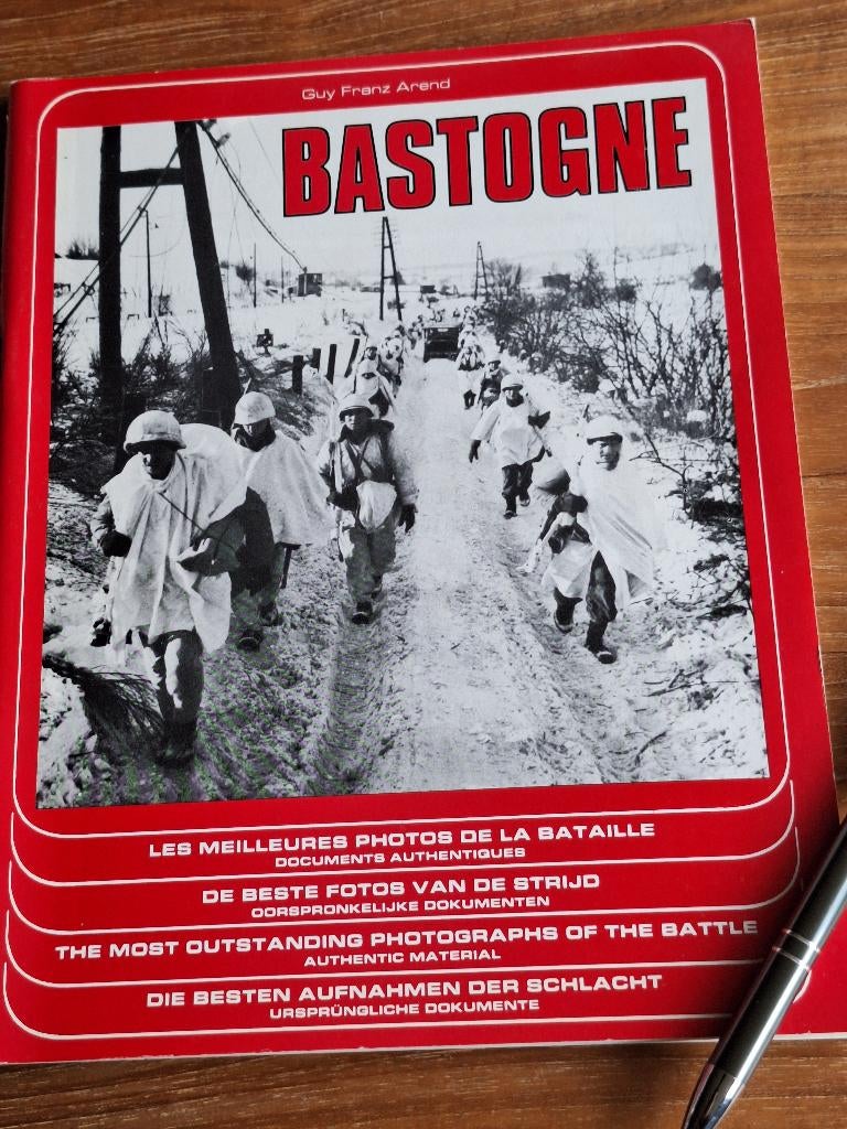 Bastogne. De beste fotos van de strijd Bastogne, Boeken, Ophalen of Verzenden, Tweede Wereldoorlog, Gelezen, Overige onderwerpen