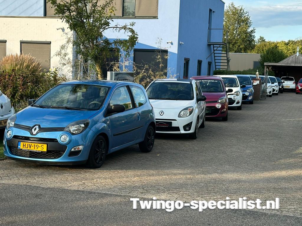 25 x Twingo twingo twingo specialist!  25 x Twingo✅, Auto's, Voorwielaandrijving, Euro 5, Twingo, Zwart